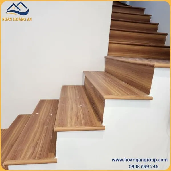 Các Ưu Điểm Nổi Bật Của Bậc Cầu Thang Nhựa Giả Gỗ Các Ưu Điểm Nổi Bật Của Bậc Cầu Thang Nhựa Giả Gỗ
