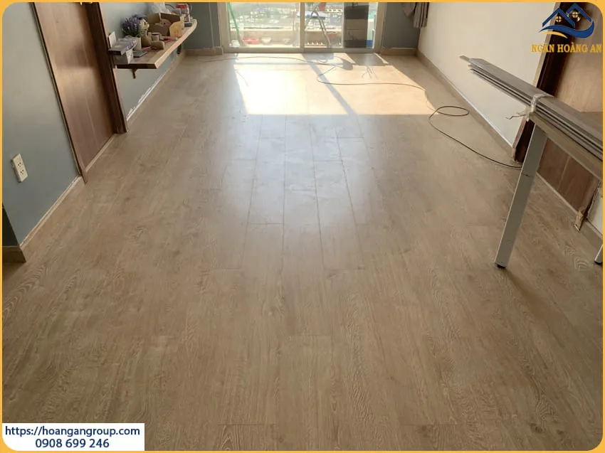 Công Ty Sàn Gỗ Công Nghiệp Giá Tốt Tại Hóc Môn TPHCM