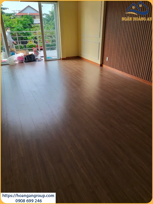 Lót Sàn Gỗ Công Nghiệp Cho Phòng Ngủ Tại Quận 4 TPHCM