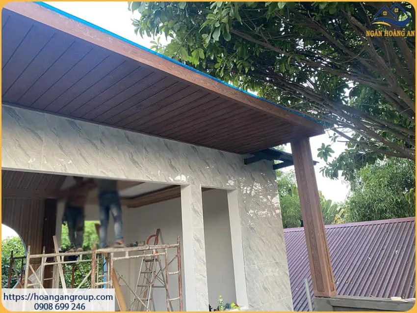 Địa Chỉ Mua Và Thi Công Ốp Trần Gỗ Nhựa Ngoài Trời Tại Quận 6 TPHCM