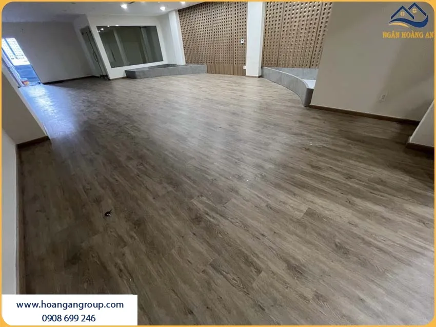 Thi Công Lót Sàn Nhựa Giả Gỗ Là Giải Pháp Lý Tưởng 