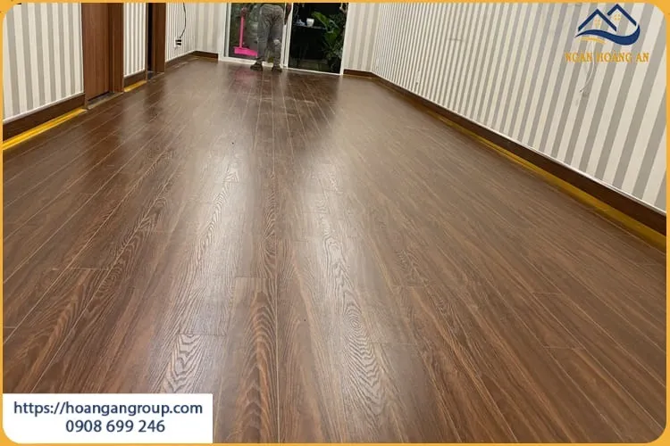 Đơn Vị Thi Công Sàn Gỗ Công Nghiệp Bảo Hành Uy Tín