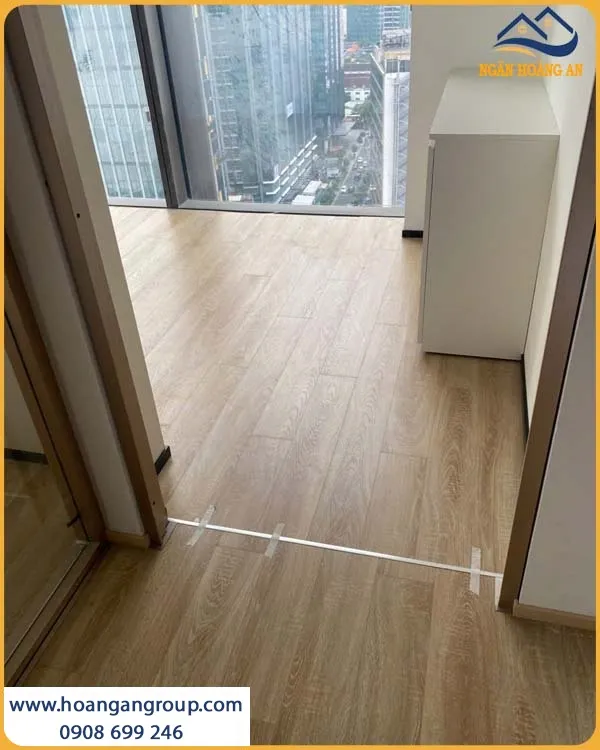 Thi Công Sàn Gỗ Công Nghiệp Morser MC139 Chắc Chắn Cho Không Gian Thi Công Sàn Gỗ Công Nghiệp Morser MC139 Chắc Chắn Cho Không Gian