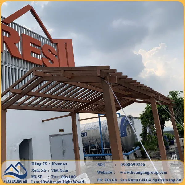 Thi Công Giàn Hoa Gỗ Nhựa Ngoài Trời Kosmos Tại Quận Tân Phú TPHCM