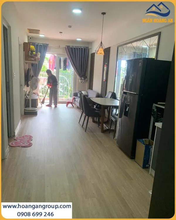 Lót Sàn Nhựa Hèm Khóa Cho Căn Hộ Chung Cư