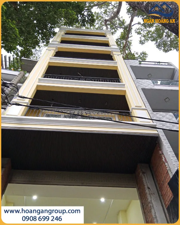 Hiên Nhà Sang Trọng Với Trần Lam Sóng Kosmos Dark Grey