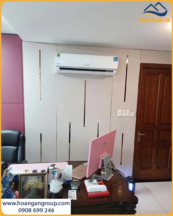Hình Ảnh Trước Khi Thi Công Lam Sóng Và PVC Giả Đá