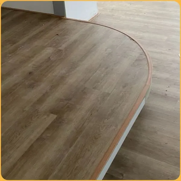 Nẹp Sàn Nhựa Dùng Để Che Đi Các Mép Sàn Tăng Tính Thẩm Mỹ Nẹp Sàn Nhựa Dùng Để Che Đi Các Mép Sàn Tăng Tính Thẩm Mỹ