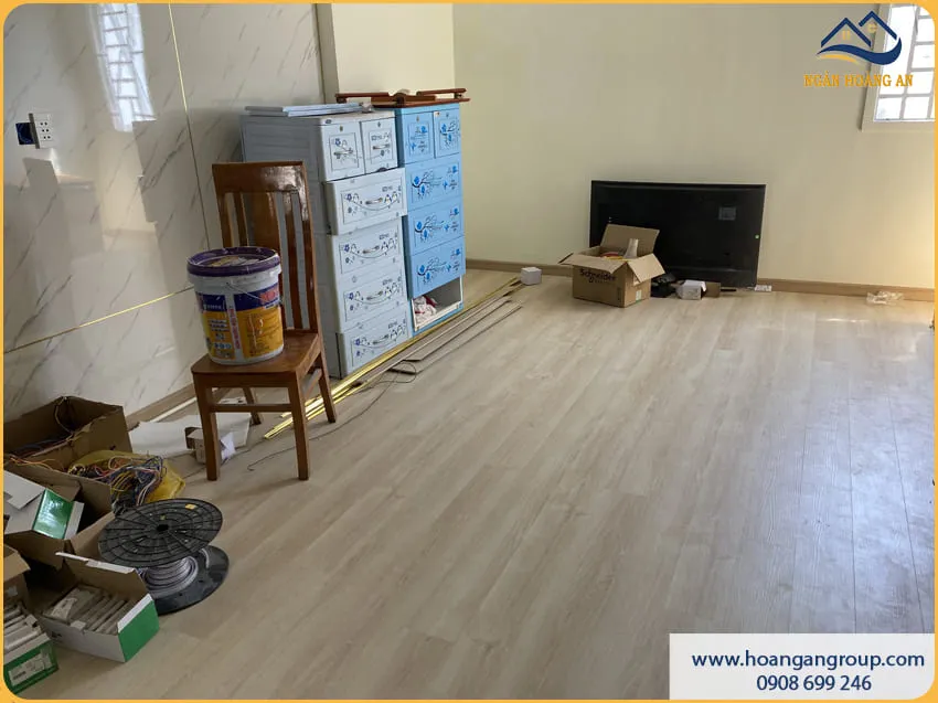 Hoàn Thiện Nhà Ở Bằng Sàn Nhựa Hèm Khoá Morser C601 Hoàn Thiện Nhà Ở Bằng Sàn Nhựa Hèm Khoá Morser C601