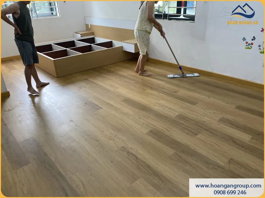 Hoàn Thiện Phòng Ngủ Với Sàn Nhựa Hèm Khoá Morser C607 Hoàn Thiện Phòng Ngủ Với Sàn Nhựa Hèm Khoá Morser C607