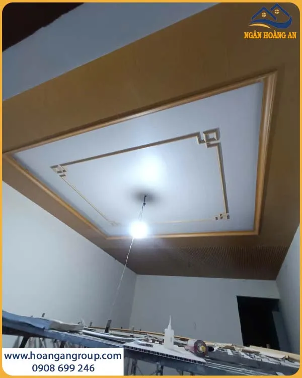 Ốp Trần Giật Cấp Nano Kosmos K9-928 Và K9-916
