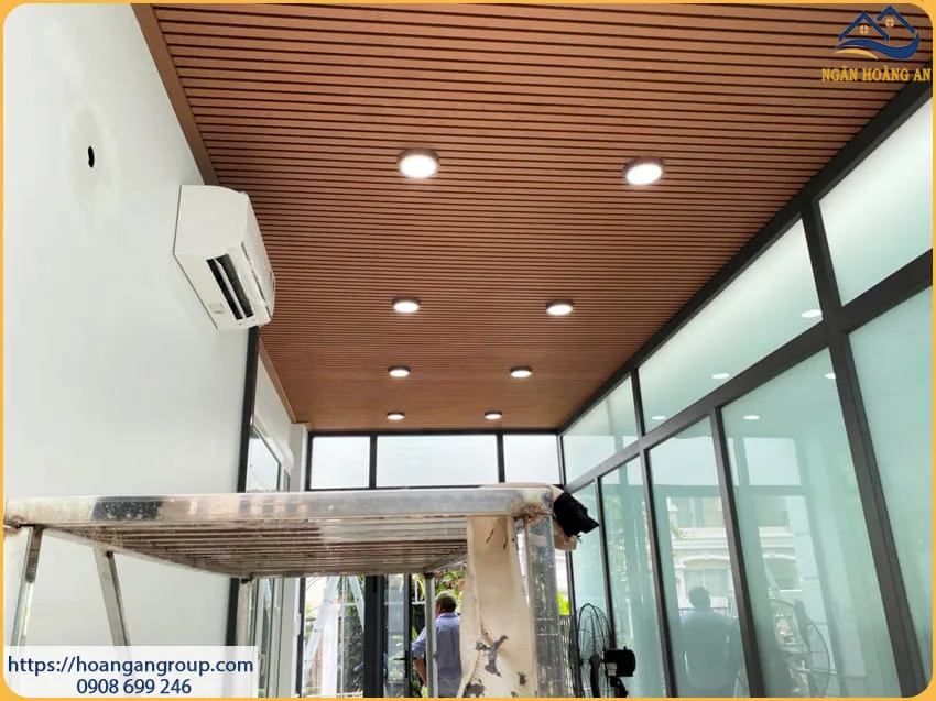 Kho Bán Tấm Ốp Lam Sóng Gỗ Nhựa Ngoài Trời Tại Quận 4 TPHCM Kho Bán Tấm Ốp Lam Sóng Gỗ Nhựa Ngoài Trời Tại Quận 4 TPHCM