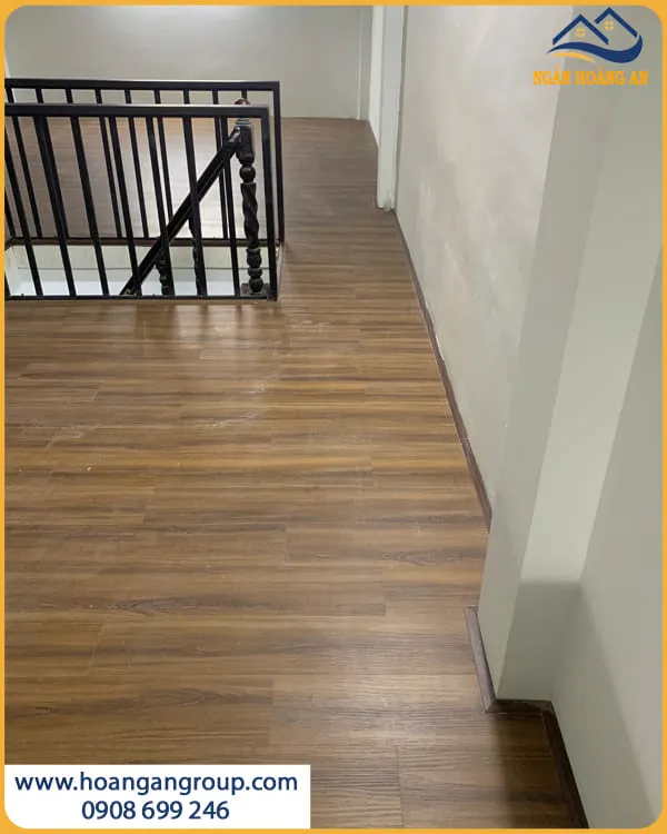 Không Gian Nhà Ở Lót Sàn Nhựa THFloor HS8017