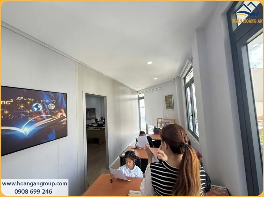 Hoàn Thiện Không Gian Với Vách Ngăn 2 Mặt Galawood VN-932