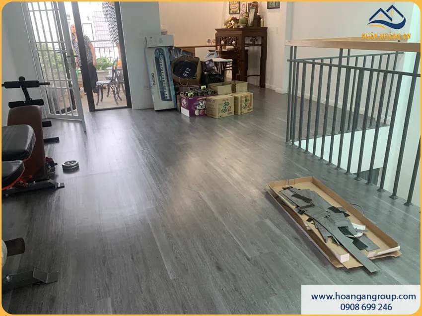 Không Gian Sống Thêm Hiện Đại Với Sàn Nhựa Dán Keo