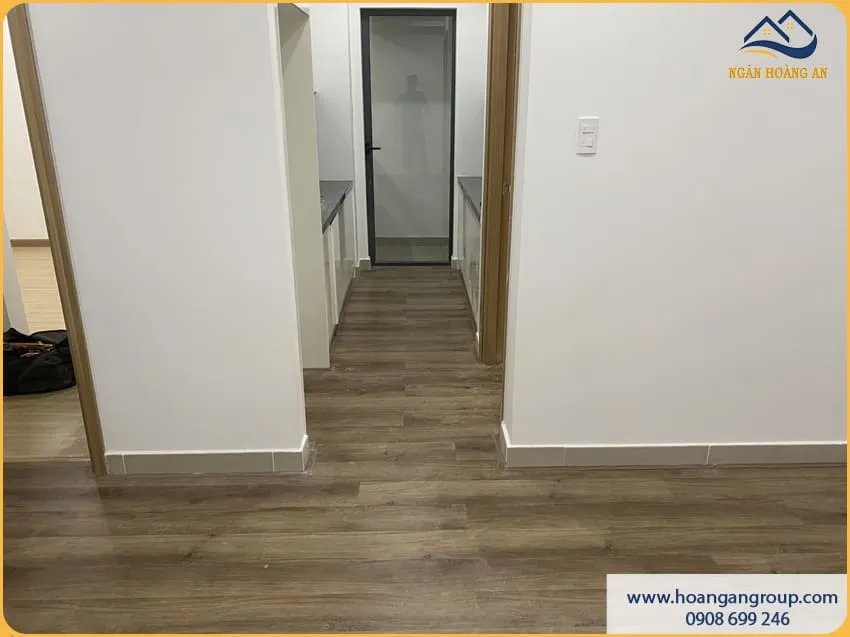 Làm Mới Căn Hộ Với Sàn Nhựa Hèm Khoá Màu Gỗ Tự Nhiên