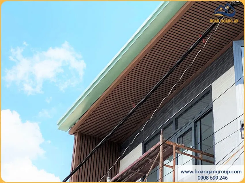 Lam Sóng Kosmos Copper Brown Ốp Trần Hiên Nhà Bền Đẹp