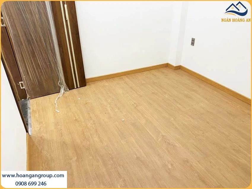 Thi Công Sàn Gỗ Công Nghiệp Robina Không Bị Công Vênh Hay Co Ngót