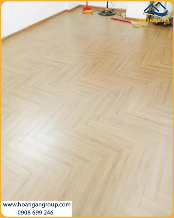 Ngân Hoàng An – Đơn Vị Lắp Đặt Sàn Gỗ Xương Cá Charmwood TPHCM