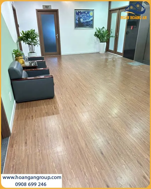 Thi Công Sàn Nhựa Dán Keo MsFloor 22005 Nhanh Gọn