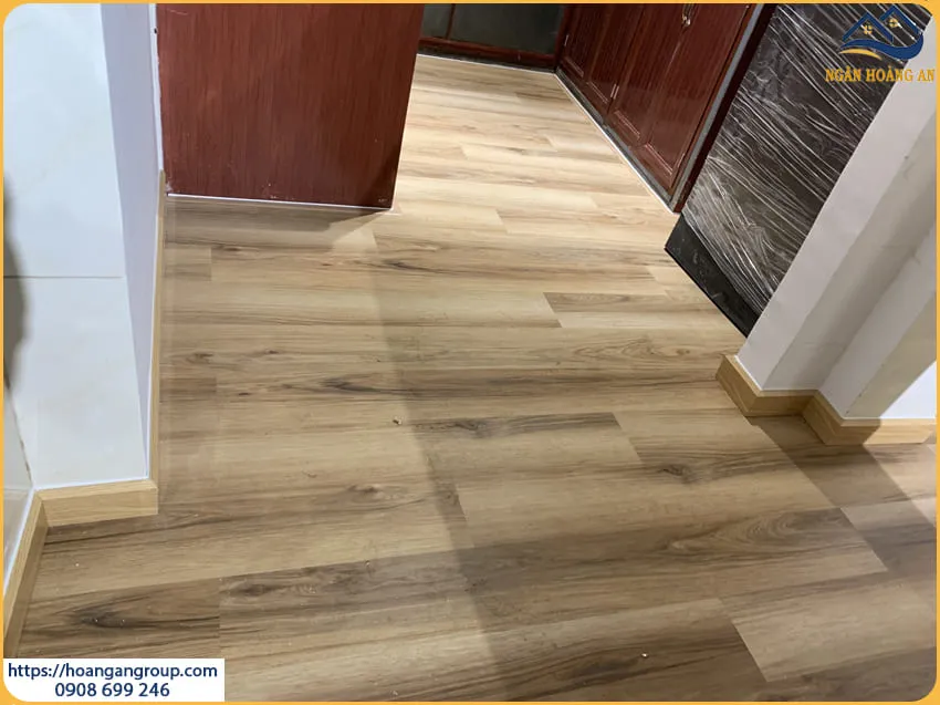 Lắp Đặt Sàn Nhựa Giả Gỗ Cho Chung Cư Tại Phú Nhuận TPHCM