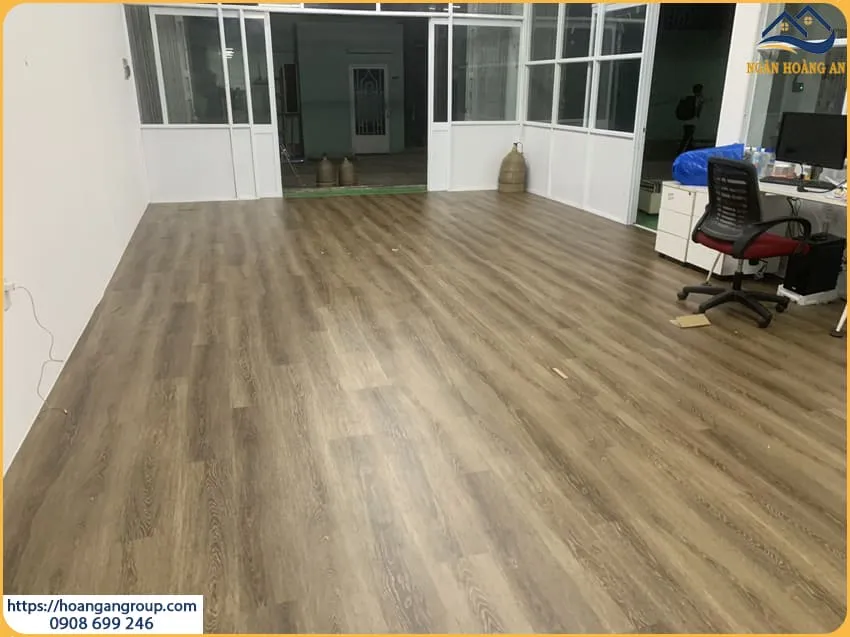 Lắp Đặt Sàn Nhựa Giả Gỗ Giá Rẻ Cho Văn Phòng Tại Quận 9 TPHCM Lắp Đặt Sàn Nhựa Giả Gỗ Giá Rẻ Cho Văn Phòng Tại Quận 9 TPHCM