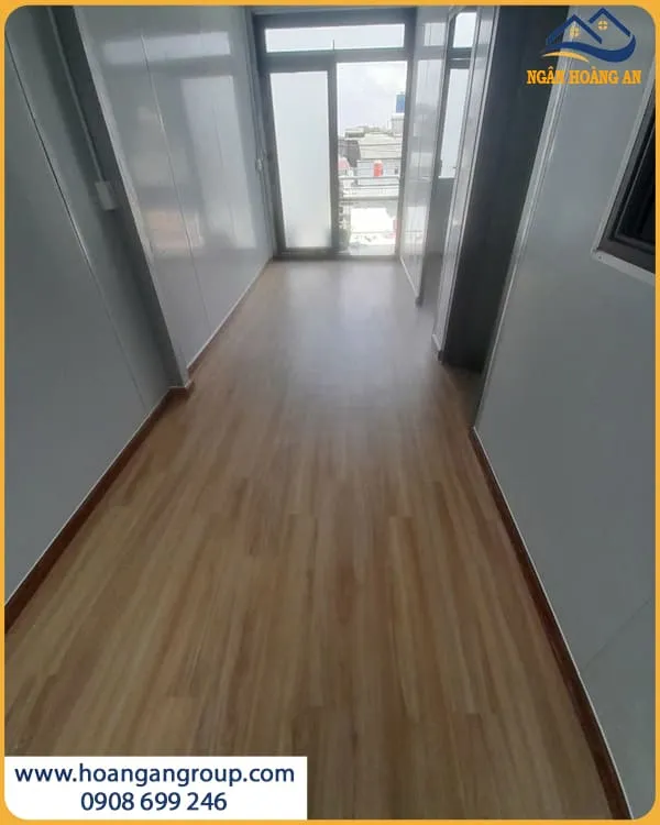 Lắp Đặt Sàn Nhựa Hèm Khoá THFloor LT1003 Cho Nhà Dân