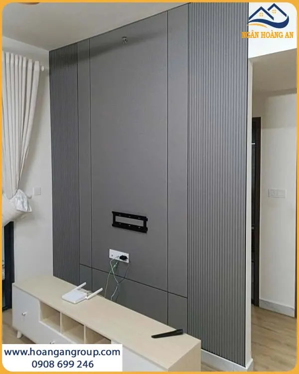 Vách TiVi Ốp Tấm Than Tre iWood SS-9 Sang Trọng