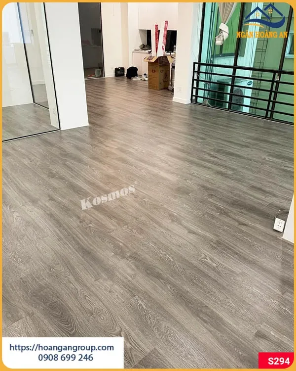 Lát Nền Sàn Gỗ Công Nghiệp Cho Nhà Ở Hiện Đại