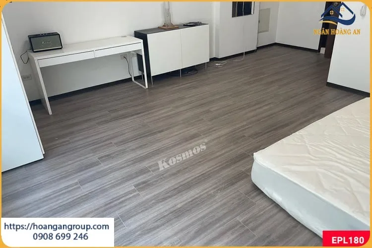 Lát Nền Sàn Gỗ Công Nghiệp Cho Nhà Ở