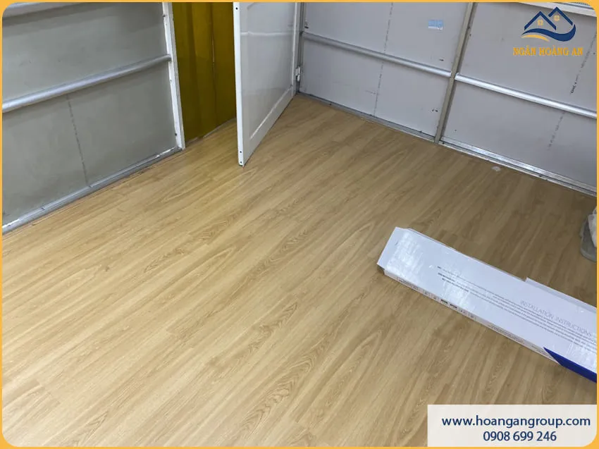 Lát Sàn Nhựa Dán Keo Nâng Tầm Thẩm Mỹ