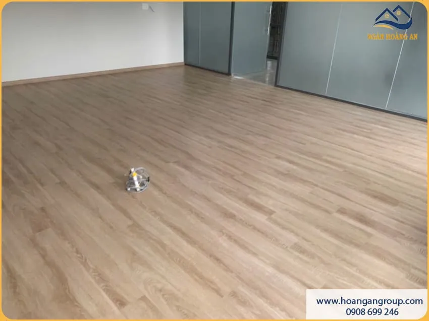Lát Sàn Văn Phòng Bằng Gỗ Công Nghiệp Morser MC139