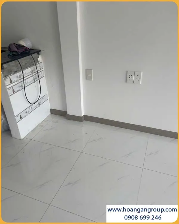 Công Trình Lắp Đặt Len Chân Tường Charmwood Thực Tế Công Trình Lắp Đặt Len Chân Tường Charmwood Thực Tế