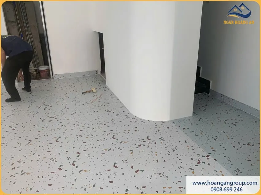 Lót Sàn Cửa Hàng Bằng Sàn Nhựa Dán Keo MSFloor W309