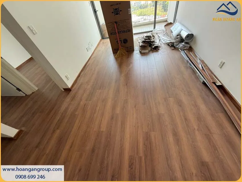 Hình Ảnh Thực Tế Sàn Gỗ Camsan 8mm 705 Sau Thi Công