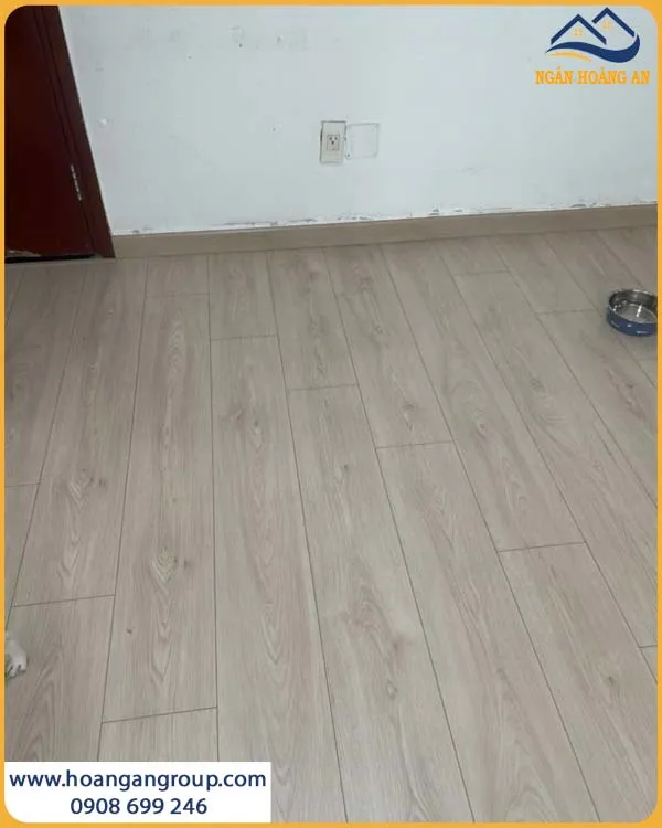 Sàn Gỗ Egger EL2240 Tạo Sự Đồng Bộ Với Nội Thất