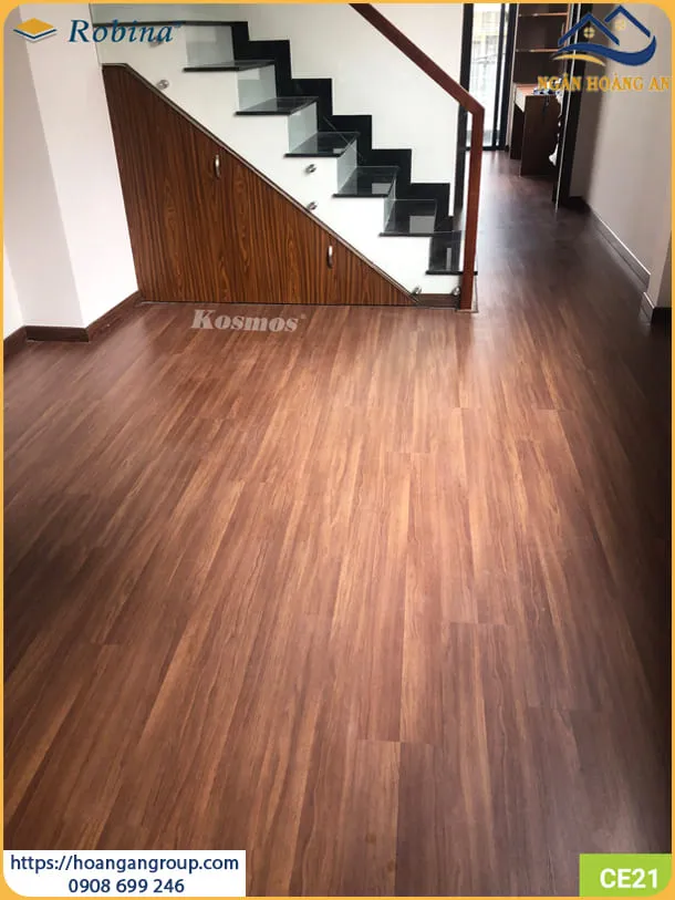 Lót Sàn Gỗ Công Nghiệp Cho Nhà Ở Tại Tân Bình TPHCM