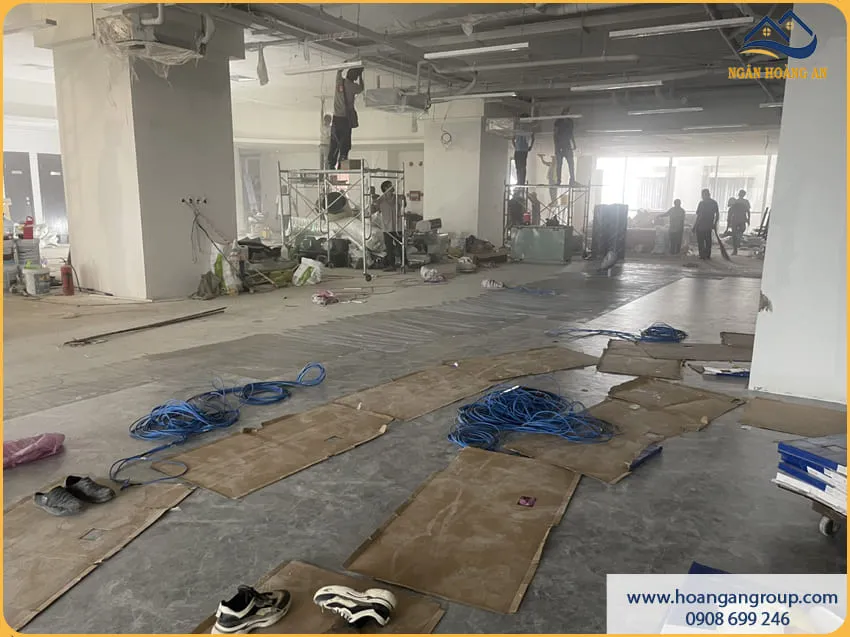 Lót Sàn Nhựa Dán Keo Cho Văn Phòng Làm Việc Lót Sàn Nhựa Dán Keo Cho Văn Phòng Làm Việc
