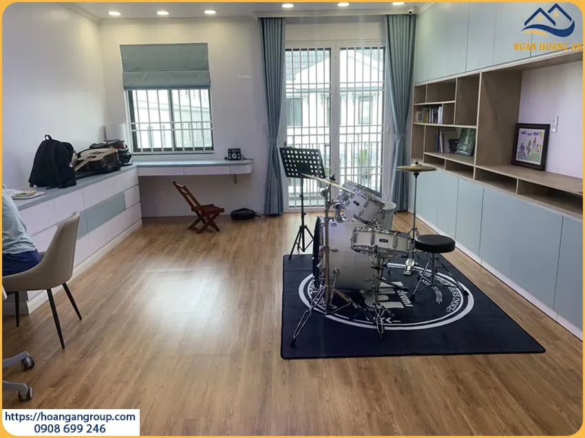 Lót Sàn Nhựa Giả Gỗ Giá Rẻ Cho Phòng Học Tại Quận 1 TPHCM Lót Sàn Nhựa Giả Gỗ Giá Rẻ Cho Phòng Học Tại Quận 1 TPHCM