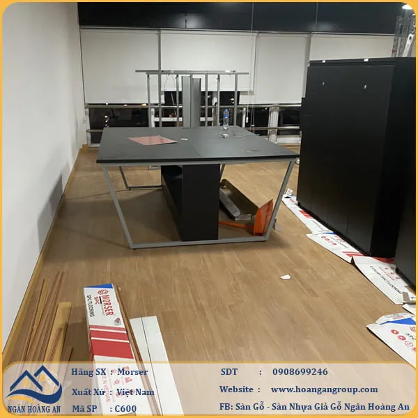 Lót Sàn Nhựa Giả Gỗ Hèm Khóa Morser C600 Tại Quận 1 TPHCM
