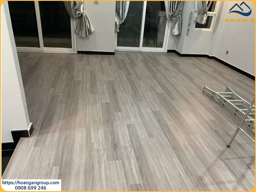 Lót Sàn Nhựa Giả Gỗ Cho Nhà Ở Tại Thủ Đức TPHCM
