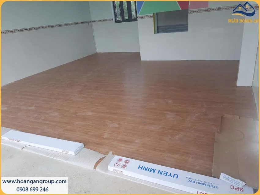 Nâng Cấp Không Gian Học Tập Với Sàn Nhựa Hèm Khóa