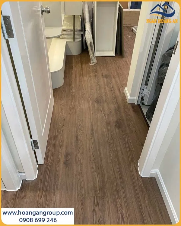 Công Trình Lót Sàn Dán Keo MsFloor 33303 Thực Tế