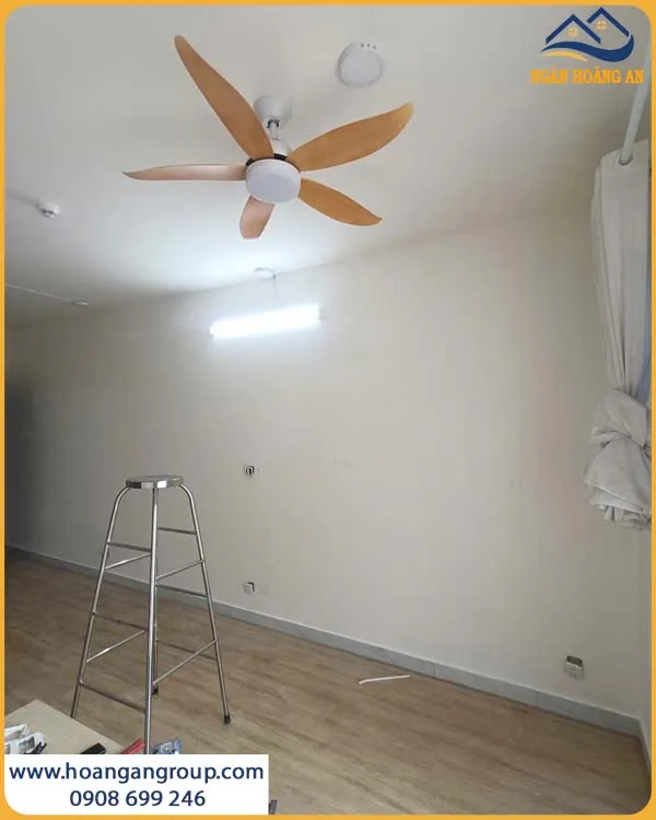 Đây Là Mảng Tường Trước Khi Thi Công Tấm Ốp Than Tre