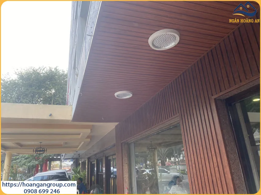 Mẫu Ốp Trần Nhựa Giả Gỗ Đẹp Nhất Tại Quận 9 TPHCM