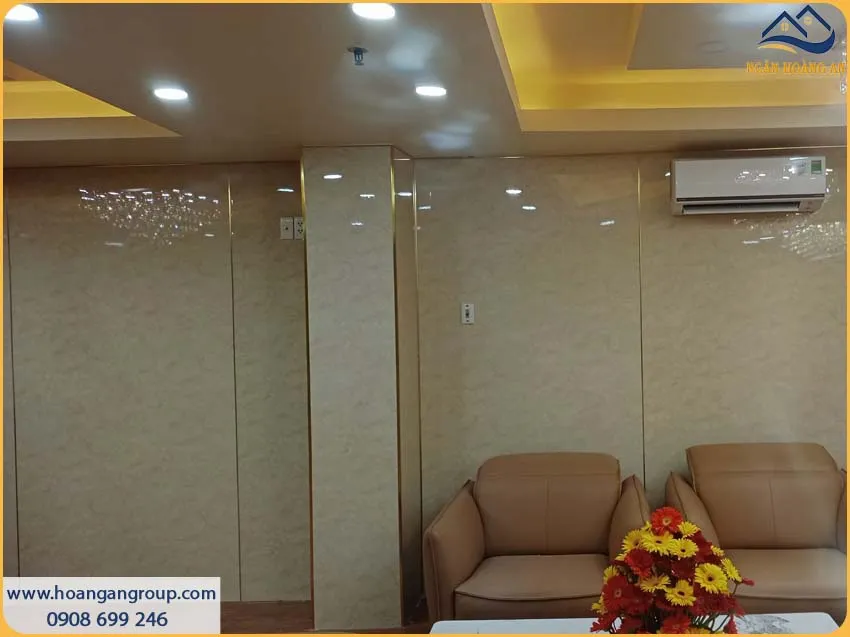 Thi Công Tường PVC Giả Đá Cho Sảnh Công Ty