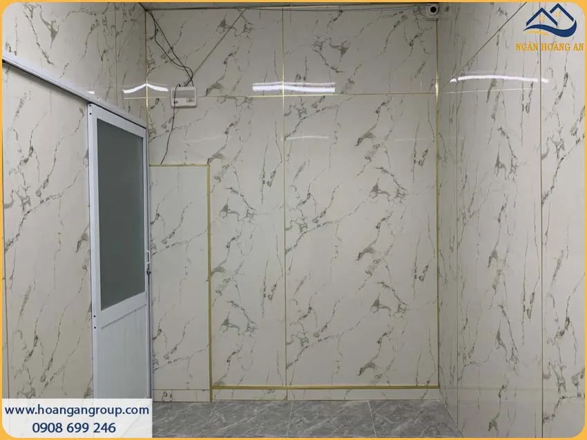 Mẫu Phòng Ngủ Sang Trọng Với Tấm PVC Giả Đá
