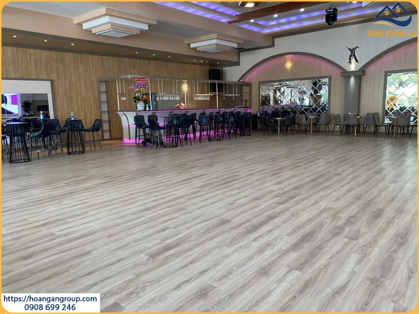 Mẫu Sàn Gỗ Công Nghiệp Đẹp Nhất Tại Tân Bình TPHCM