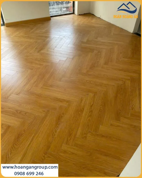 Lát Sàn Gỗ Xương Cá Charmwood C01 12mm Cho Nhà Ở Lát Sàn Gỗ Xương Cá Charmwood C01 12mm Cho Nhà Ở
