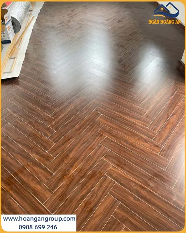 Hoàn Thiện Không Gian Với Sàn Gỗ Xương Cá Charmwood C02